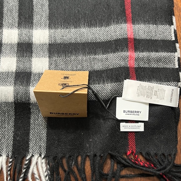 Designer Inspired Nova Check 100% Cashmere Scarf NWT- Multiple Colors - Picture 12 of 14